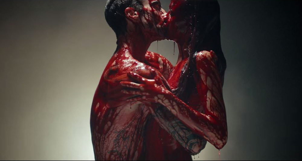 Maroon 5, Animals