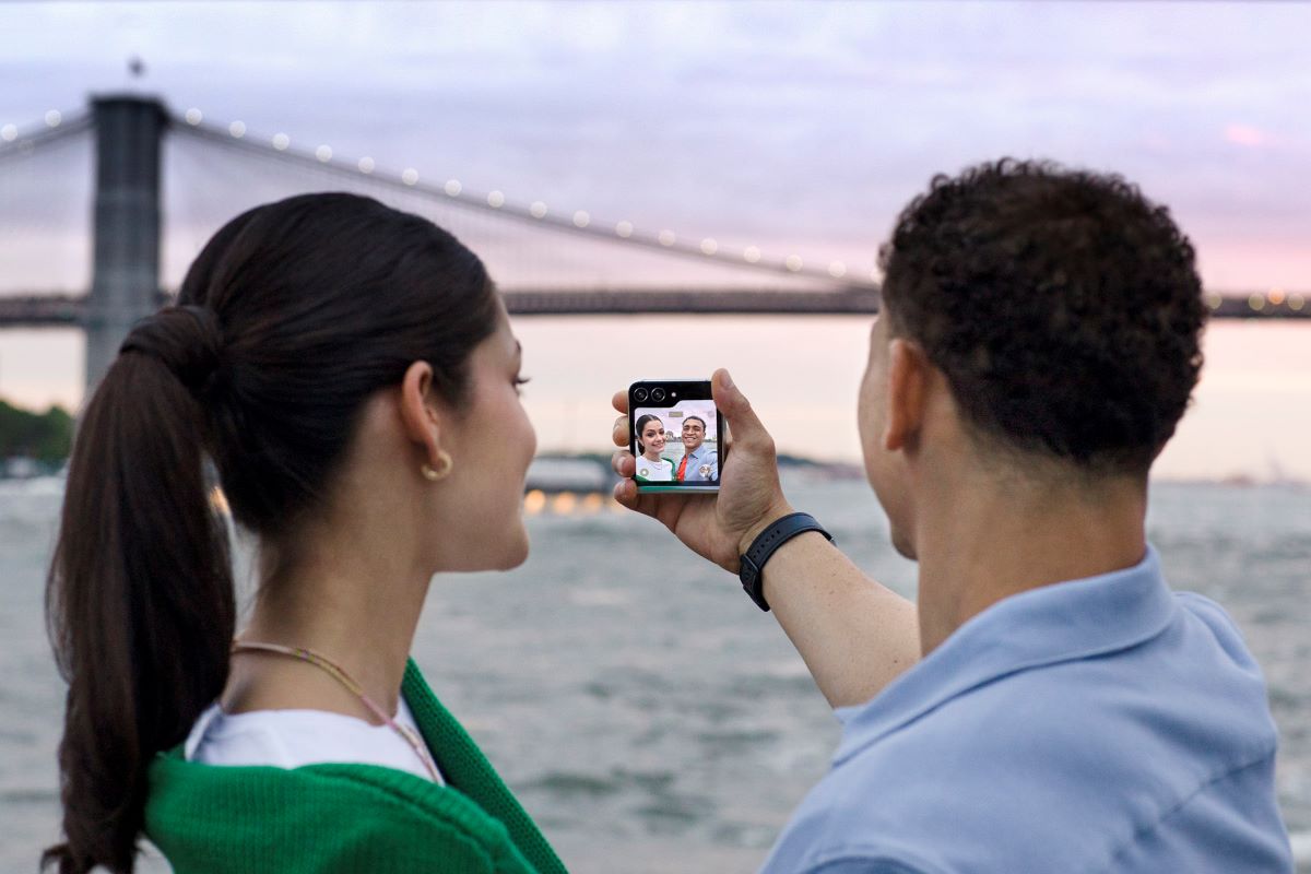 Гласувай във вторите Go Seaside Awards и спечели Samsung Galaxy Z Flip5