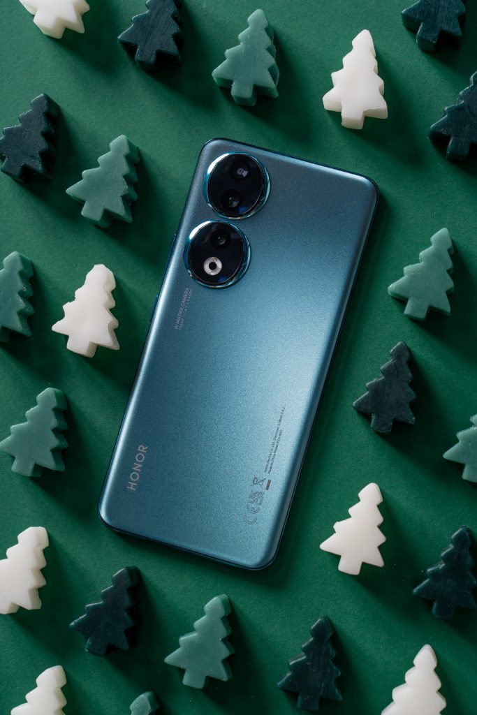 Honor 90