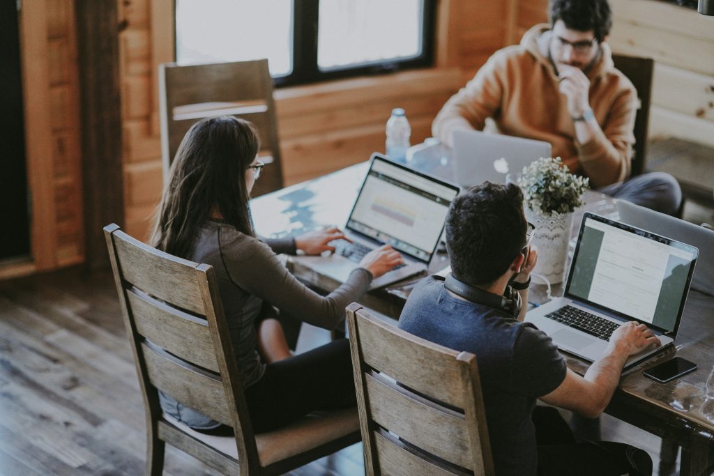 Как да изберете подходящото coworking пространство в София? Топ съвети за продуктивност и комфорт