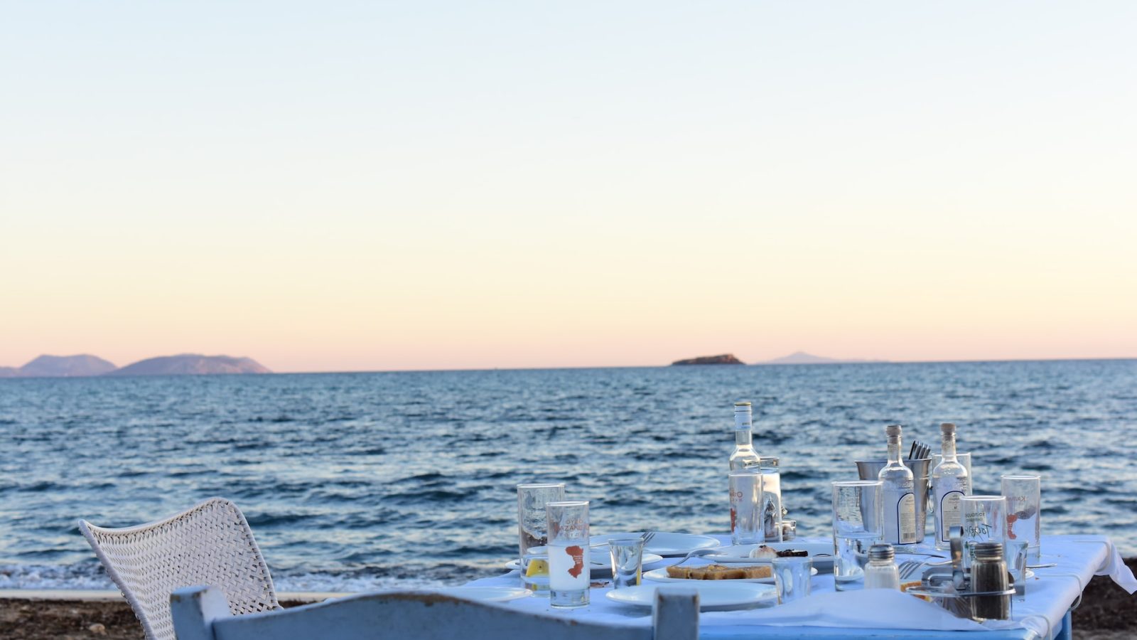 greek tavern